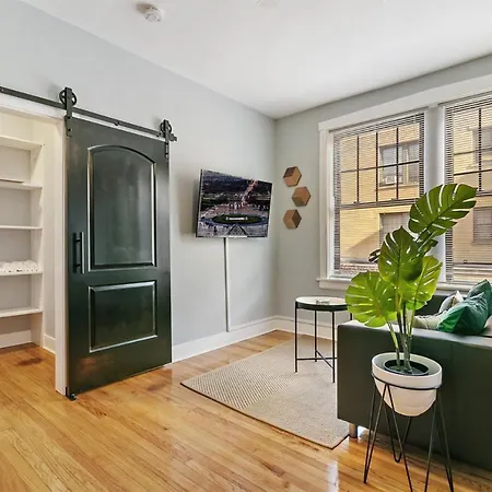 Magnificent 1Br Apt In Chicago - Belmont B3